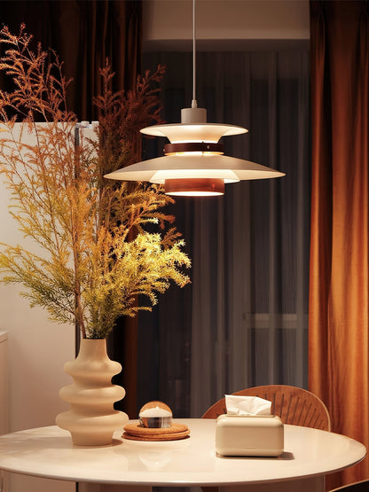 Mercero – Elegant Pendant Lamp