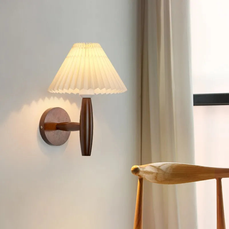 WoodLuxe - Modern Wooden Wall Lamp 