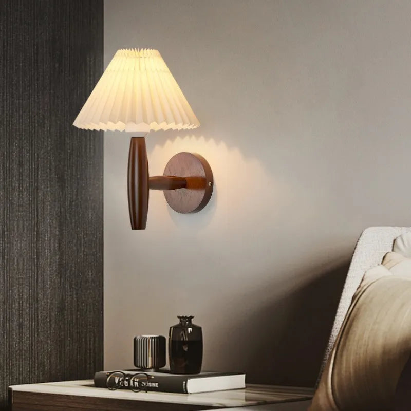 WoodLuxe - Modern Wooden Wall Lamp 