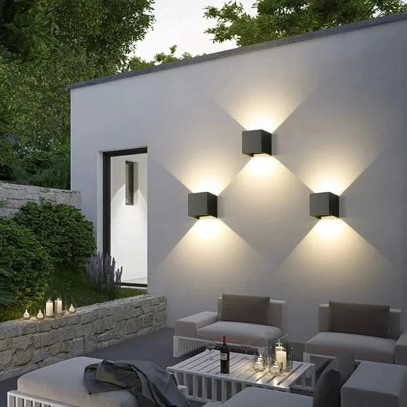 MetroLite - Stylish Outdoor Wall Lamp