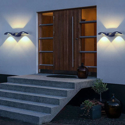 Illuminaire - Modern Wall Lamp 