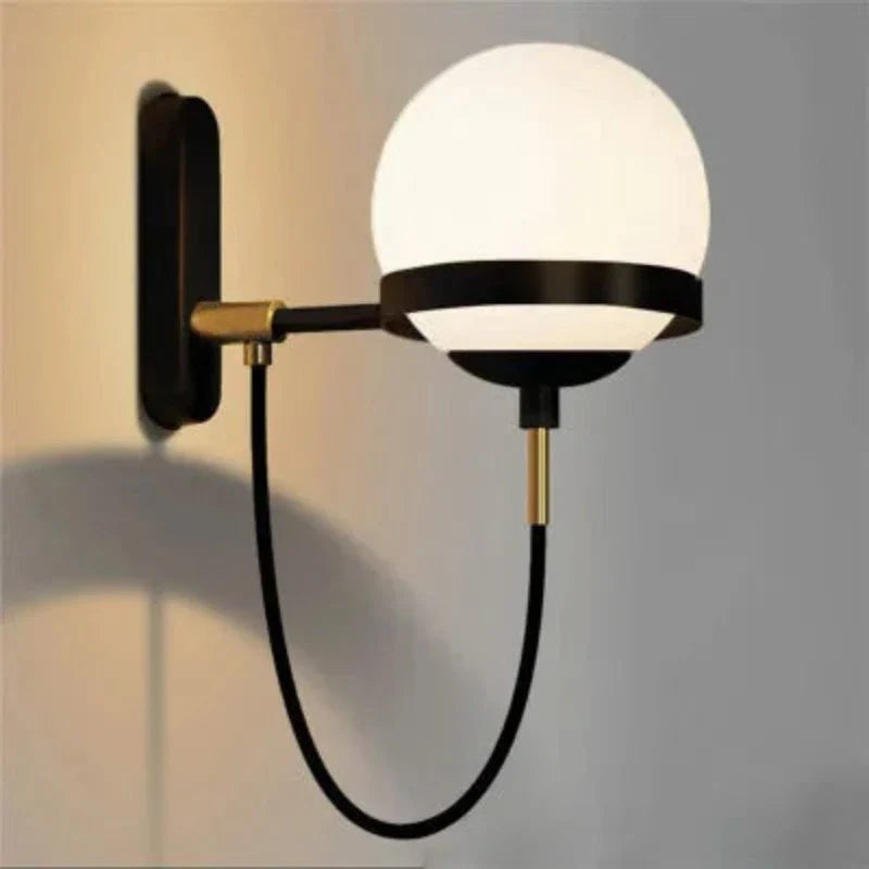 ModaSphere - Moderne Glazen Bol Wandlamp