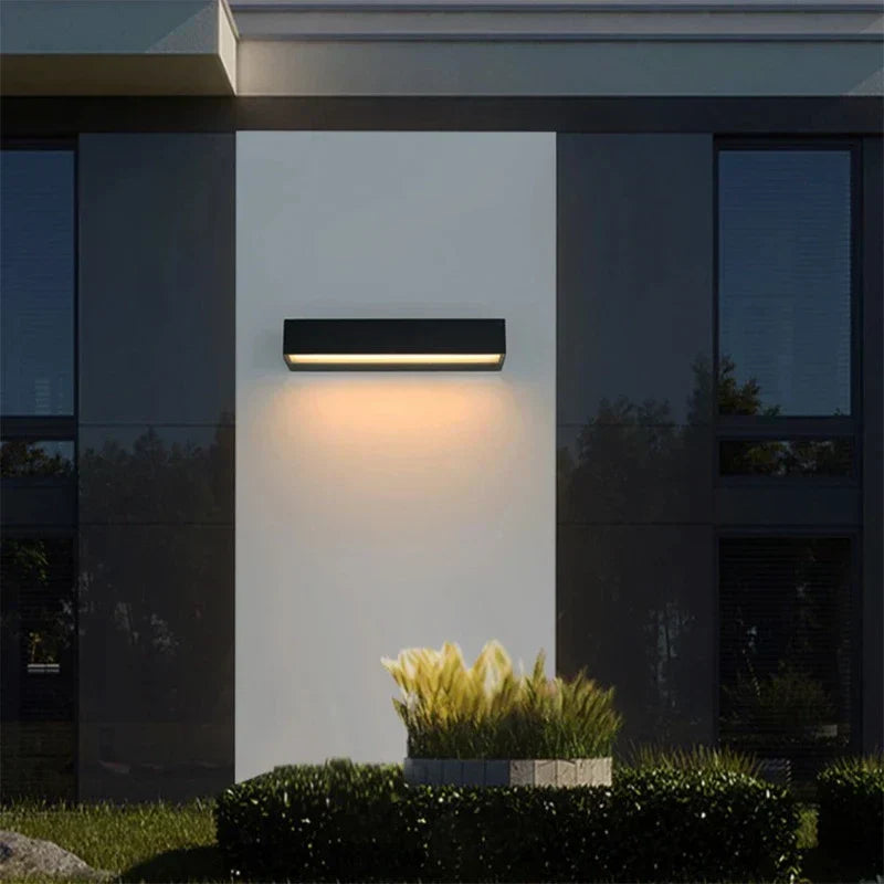 Wallbright - Elegant LED Wall Lamp 