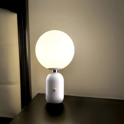 WinterGlo - Scandinavian design Modern creative table lamp