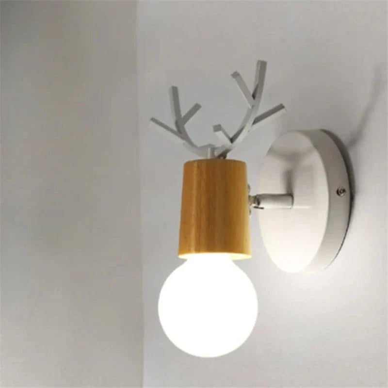 AntlerGlow - Gewei Wandlamp