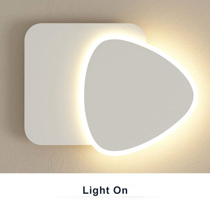 LichtLuxe - Modern LED wall lamp with various arm designs 