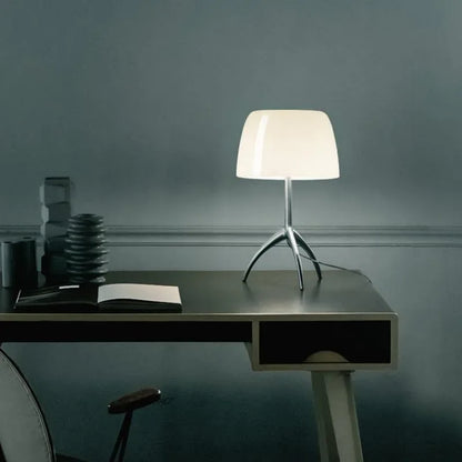 SophistiShine - Tripod Desk Lamp