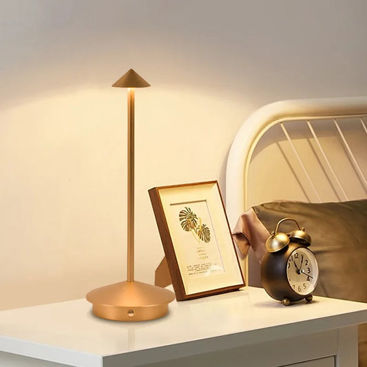 StijlLicht - Design table lamp with DartCandle inspiration