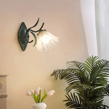 LilyGlow – Wandlamp Lelietje van Dalen