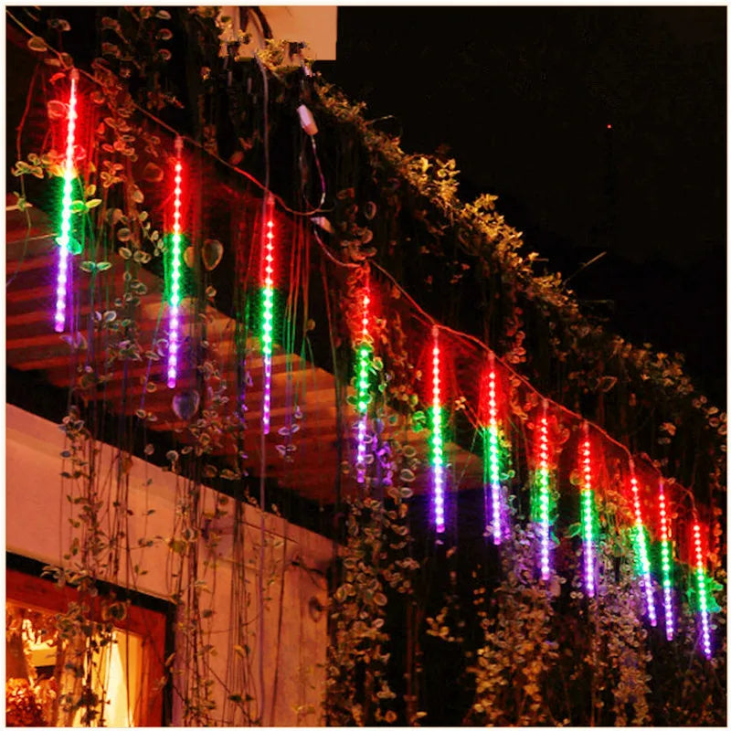 MeteorLights – Festive Light Garland for Christmas 