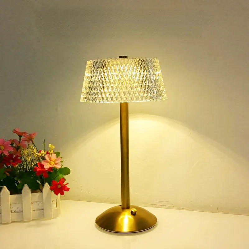 DiamondBeam - Dimmable LED Desk Lamp