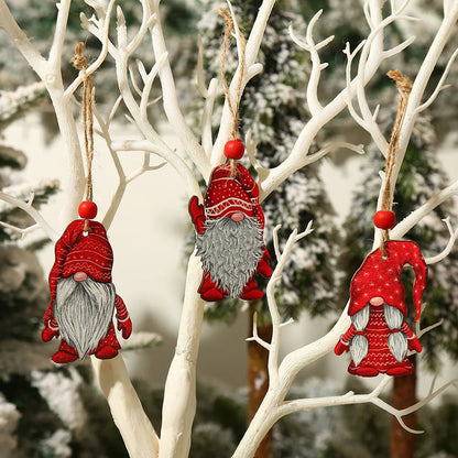 GnomeOrnaments – Feestelijke Houten Hangdecoraties