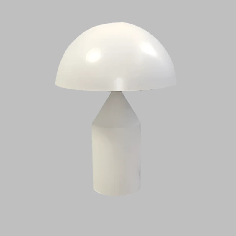 SleekMushroom - Minimalistische Lamp met Gouden Afwerking