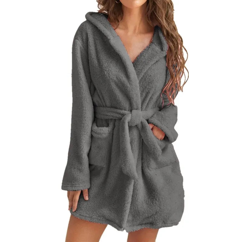 CozyElegance – Thick and Warm Bathrobe