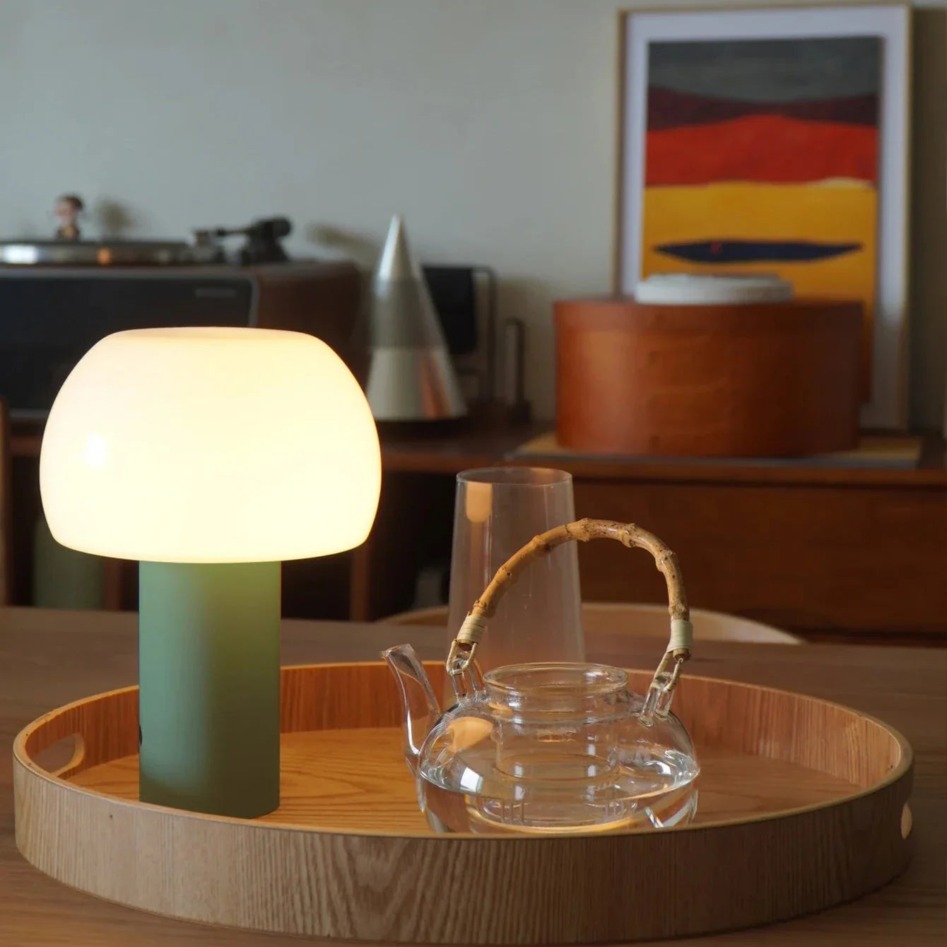 VersaLight - Multifunctional Table Lamp with Rechargeable Functionality