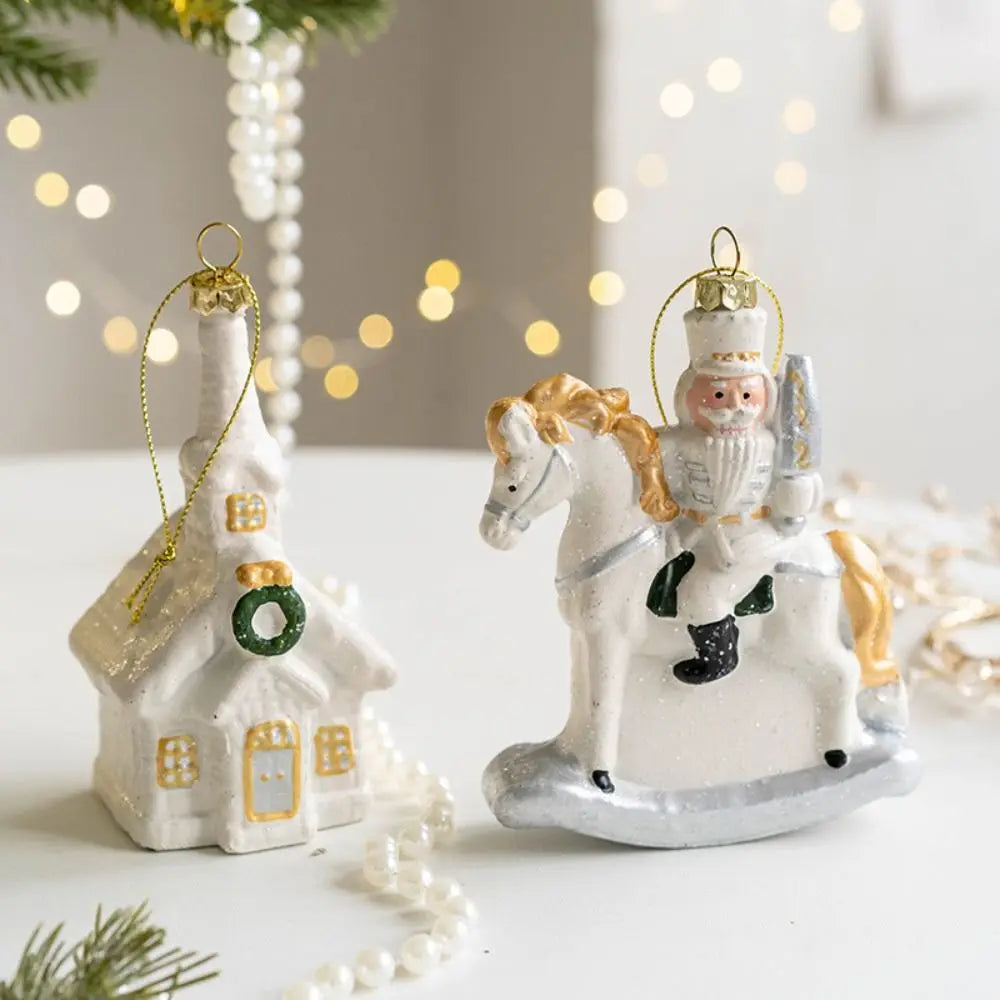 Snowman House - Snowman House Pendentive 