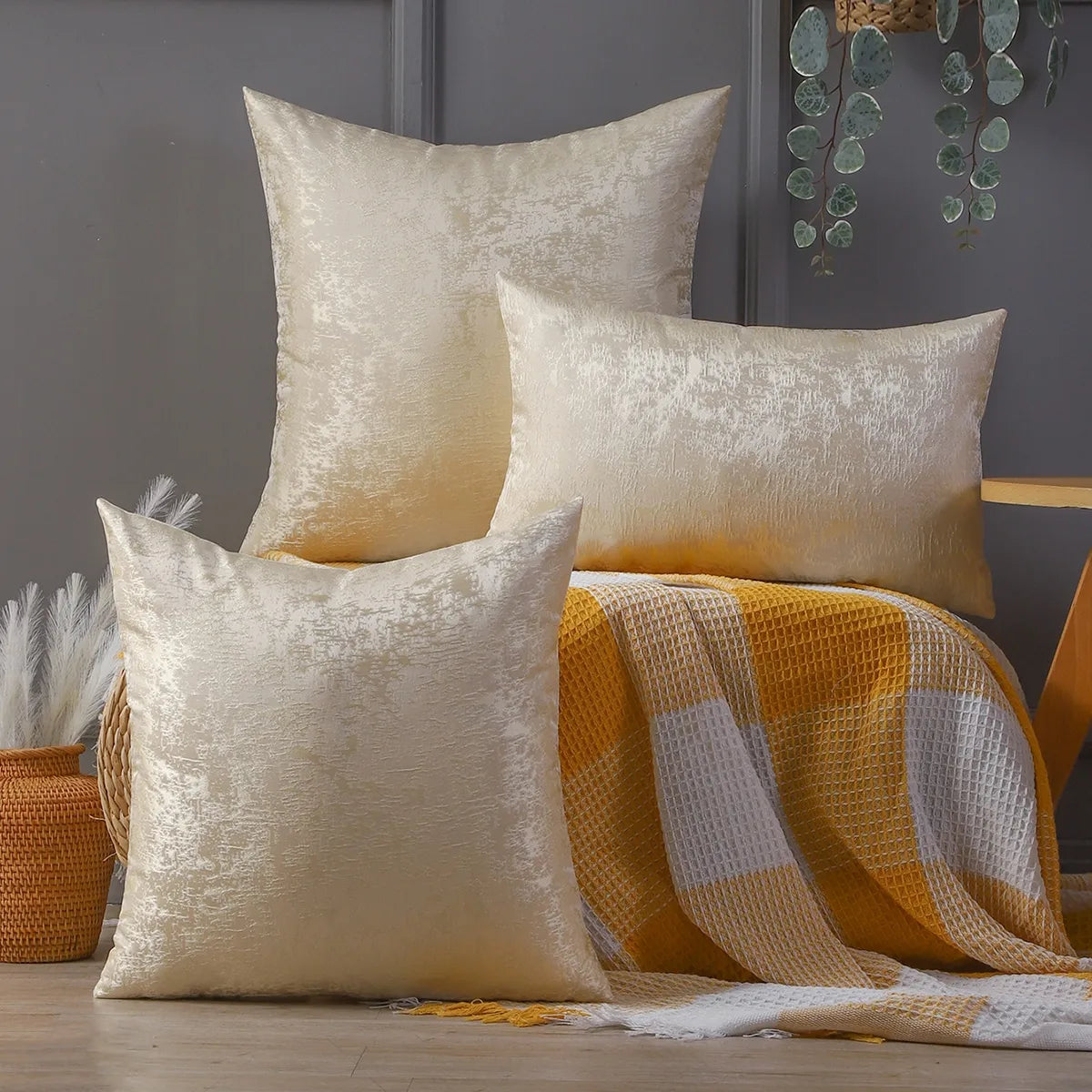 ScandiChic - Luxury and Minimalist Cushion Cover for the Living Room 