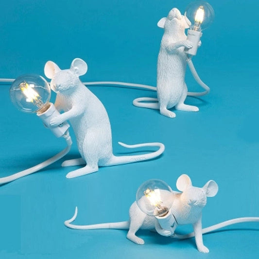 Cheeky Mouse - Creatieve en unieke tafel of kastlamp