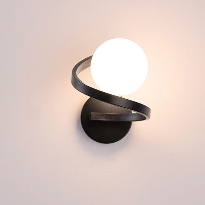 GloedFlex - Modern curved minimalist wall lamp made of iron 