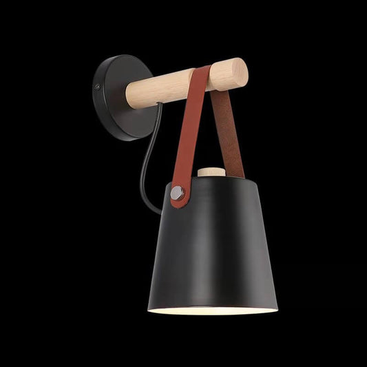 HoutArm - Wall lamp with iron lampshade and wooden arm 