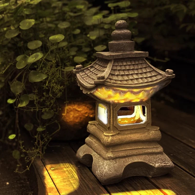 Lantern - Elegant Garden Lighting 