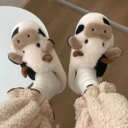 PlushCow - Amusante en Gezellige Winter Slippers