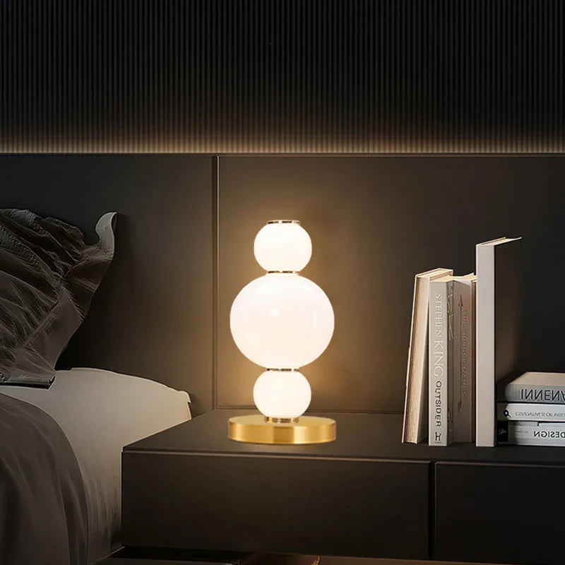 RadiantGlow - Stylish Table Lamp with Soft LED Light