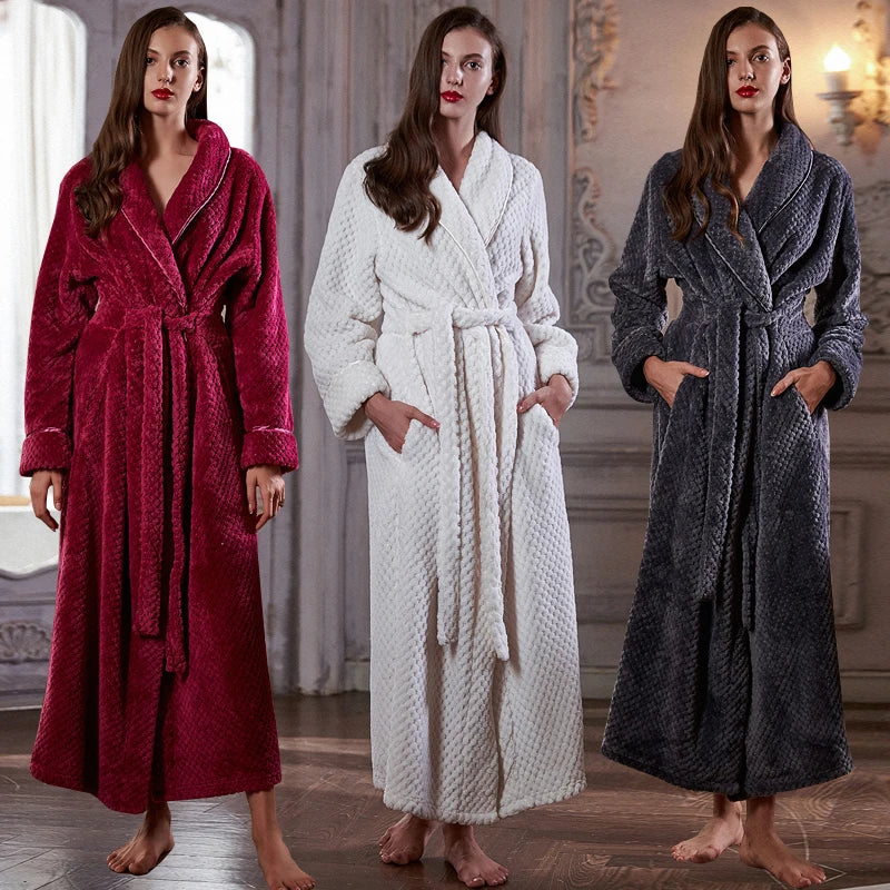 WarmEmbrace – Bathrobe for Pregnant Women