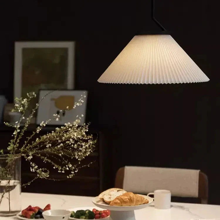 CremeNord - Soft Pleated Pendant Lamp 