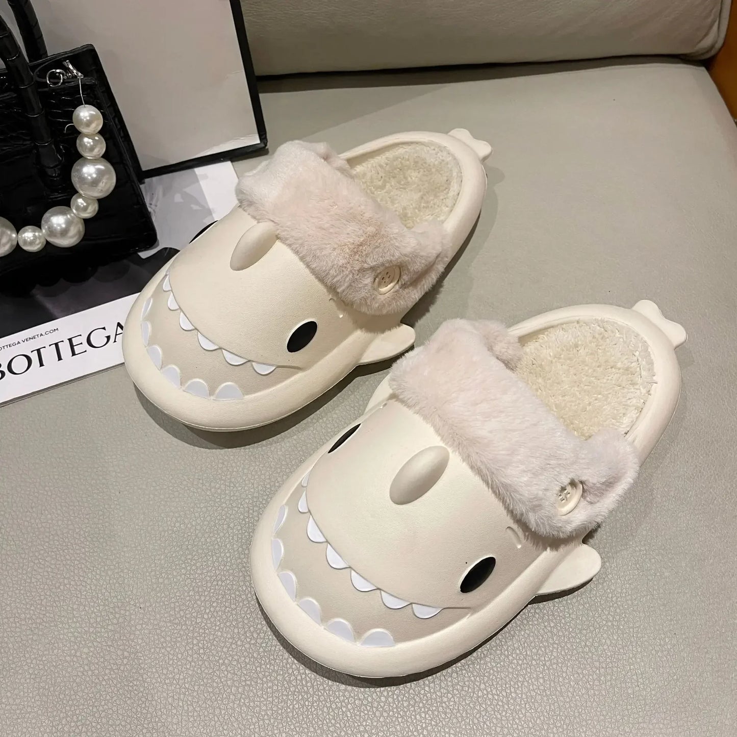 SharkSlides - Nice cotton slippers 