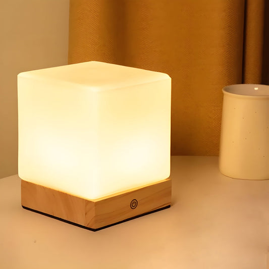 GloedCube - Wireless LED Table Lamps on Batteries for a Nordic Mini Desk Lighting