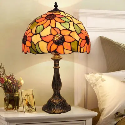 RadiantHue - Tiffany Bureau Lamp