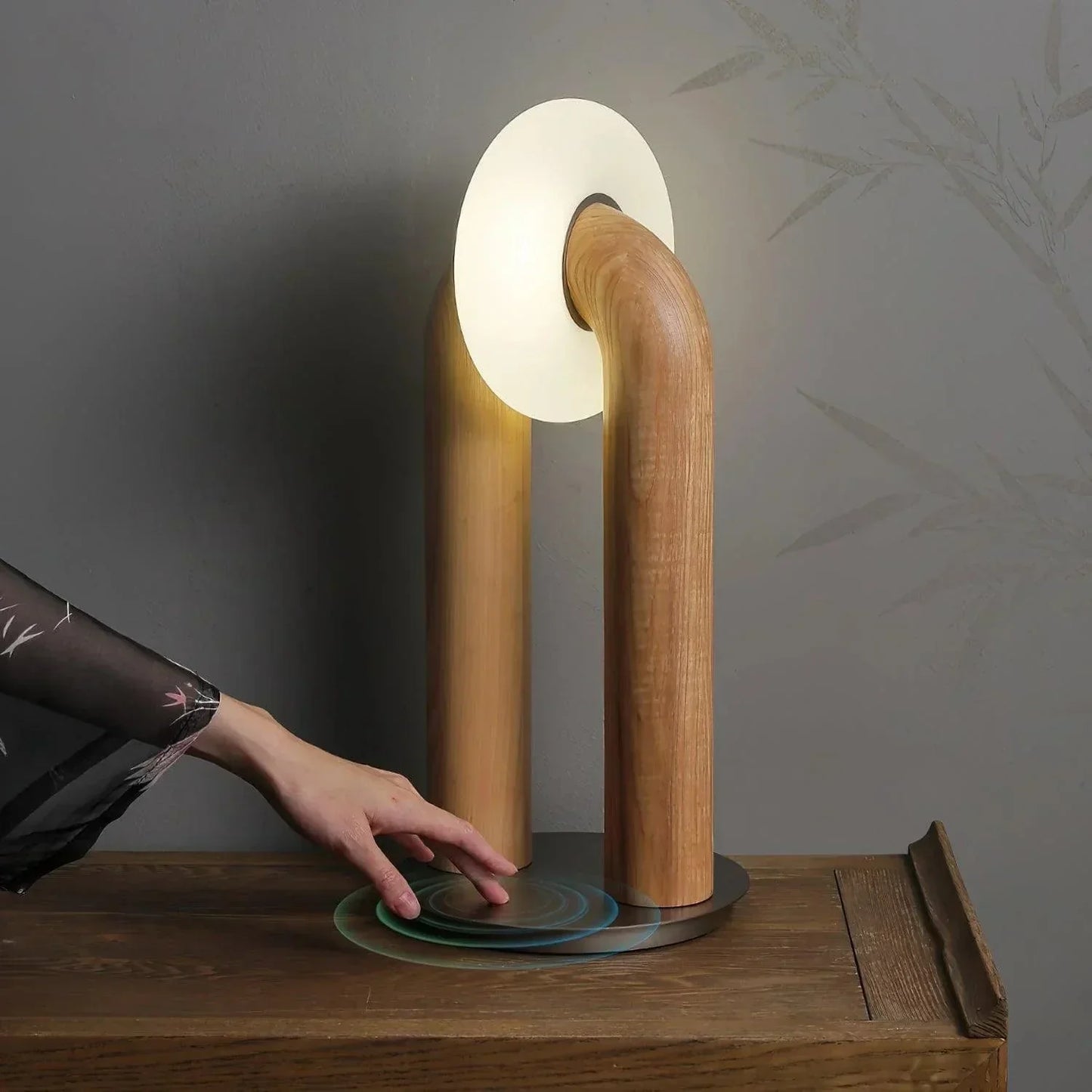 Archtouch - Wireless Table Lamp 