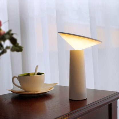 FlexiLight - Adjustable Table Lamp with Modern Design 