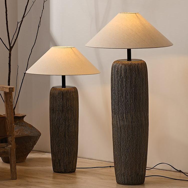 LumiereVintage - Floor lamp made of old wood 