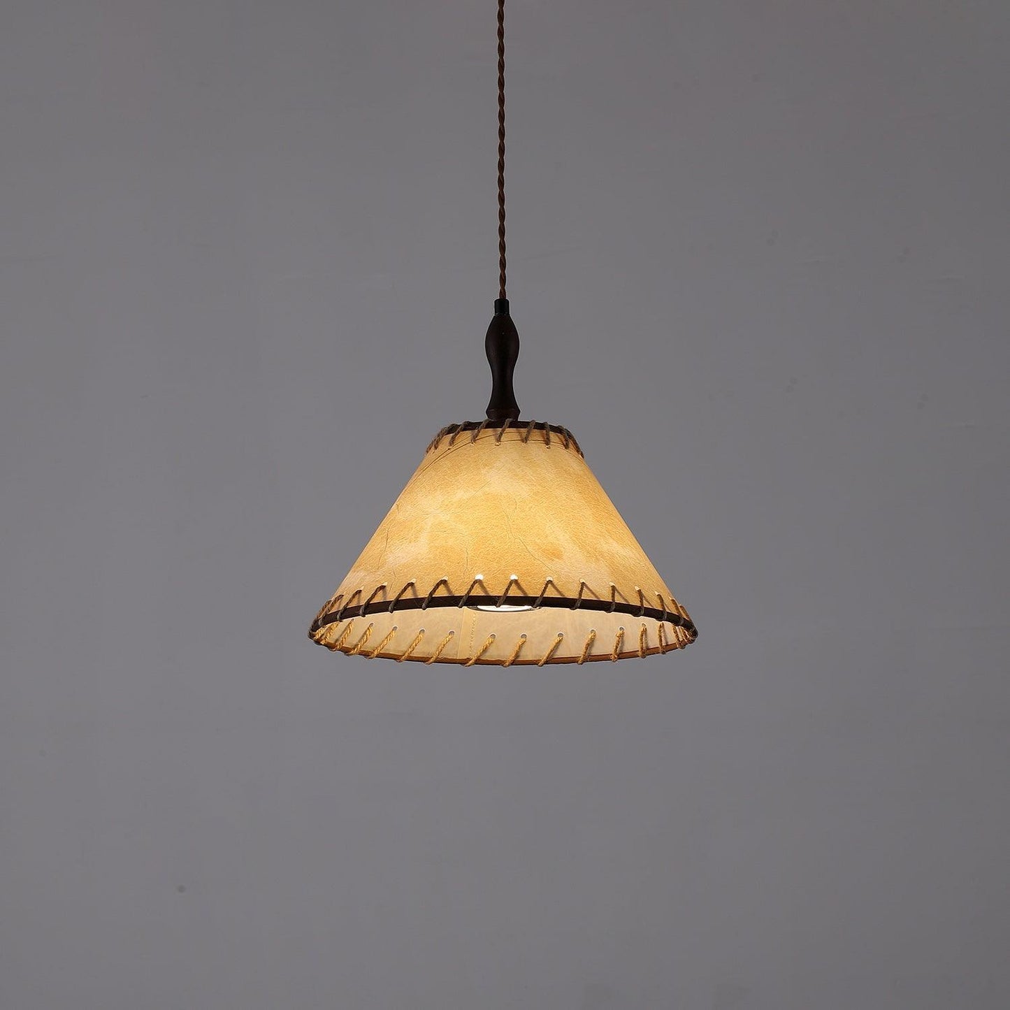 WoodLumiere – Elegant Wooden Pendant Lamp