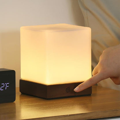 GloedCube - Wireless LED Table Lamps on Batteries for a Nordic Mini Desk Lighting