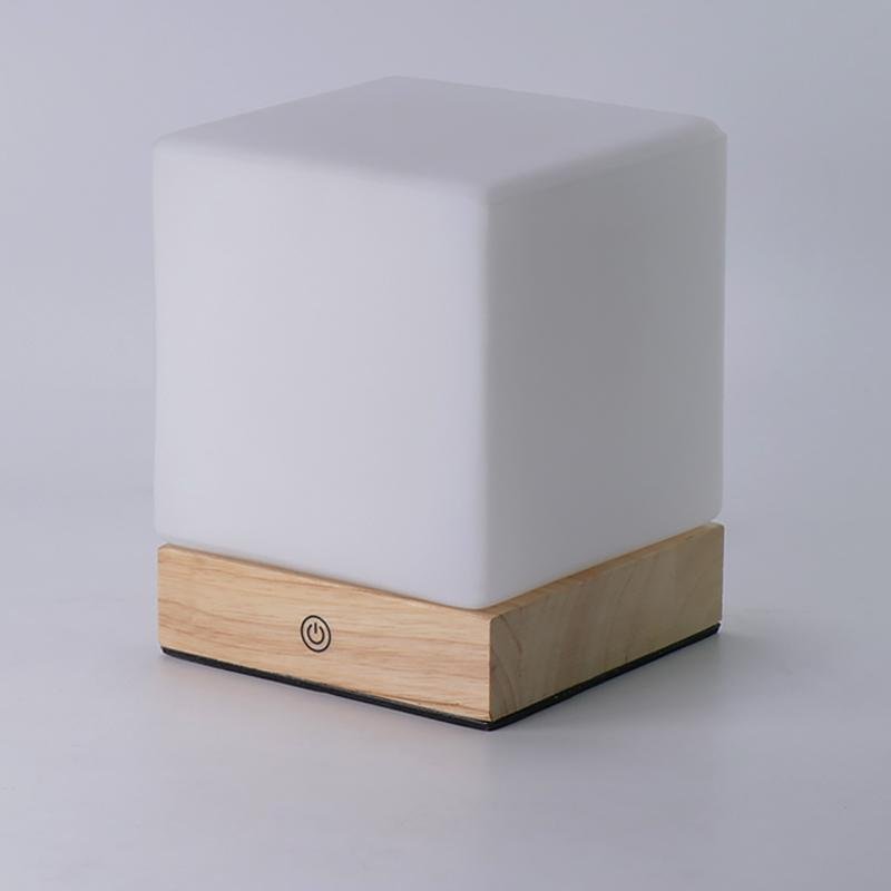 GloedCube - Wireless LED Table Lamps on Batteries for a Nordic Mini Desk Lighting