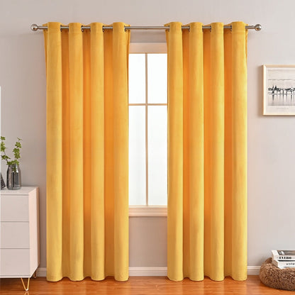 SleekVelvet - Modern Velvet Curtains, Plain and Thermal for Maximum Comfort 