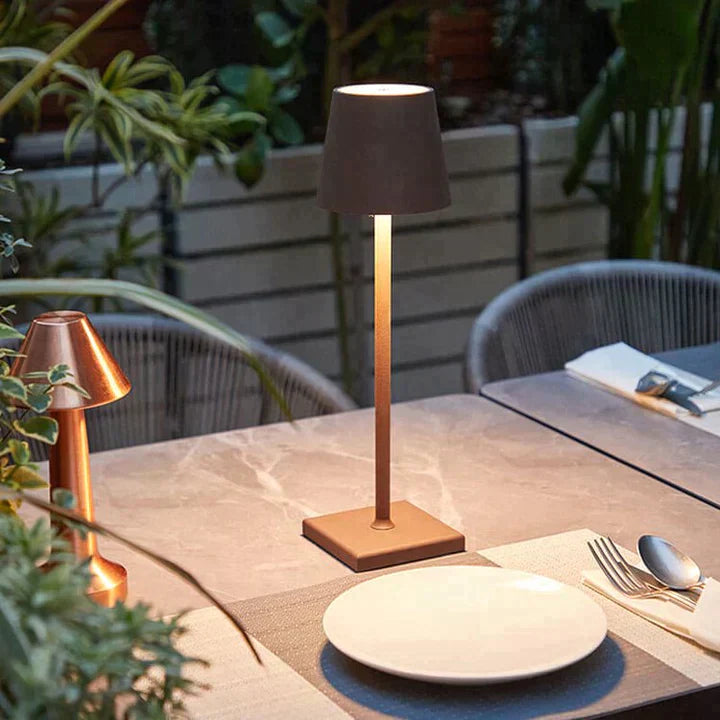 LuxaGlow - Luxury wireless table lamp