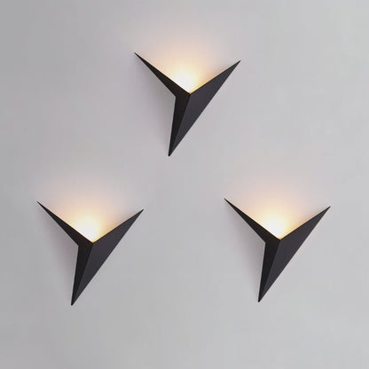 Ezio Wall Lamp - Elegant Lighting for Your Space 