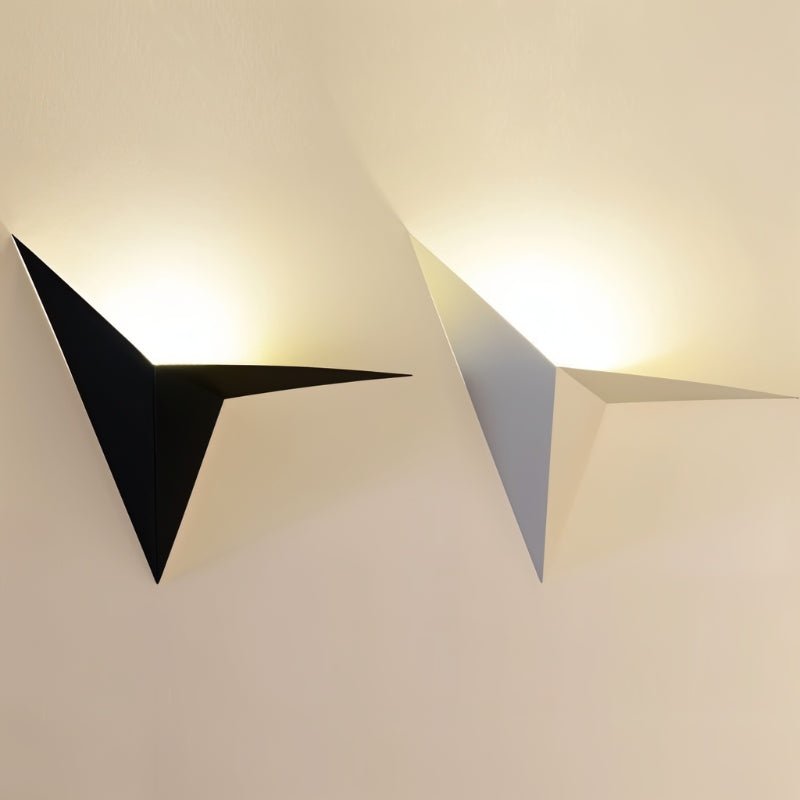 Ezio Wall Lamp - Elegant Lighting for Your Space 