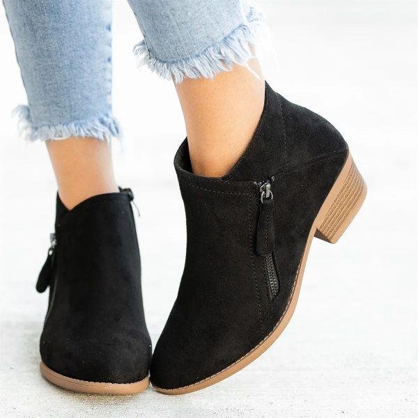 Celeste -Comfortable mid-high suede boots with zipper and small heel