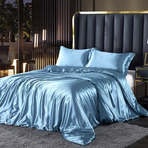 ConfortSatin - 4-Piece Satin/Cotton Bedding Set