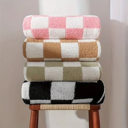 Plaid Throw Blanket – Ultra Smooth &amp; Cozy for Any Occasion