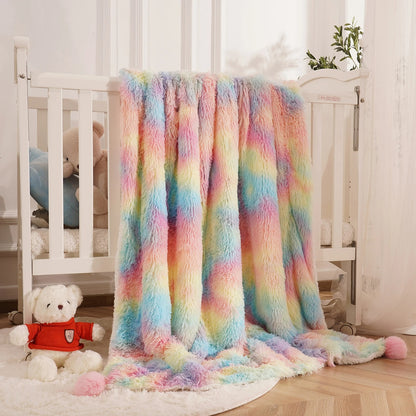 Rainbow Fluffy Pluche Deken - Kleurrijk Comfort voor Alle Leeftijden!