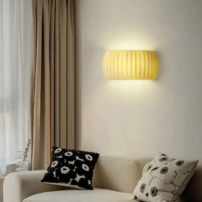 Modern Art Deco Wall Lamp - Elegant Lighting for Any Room 