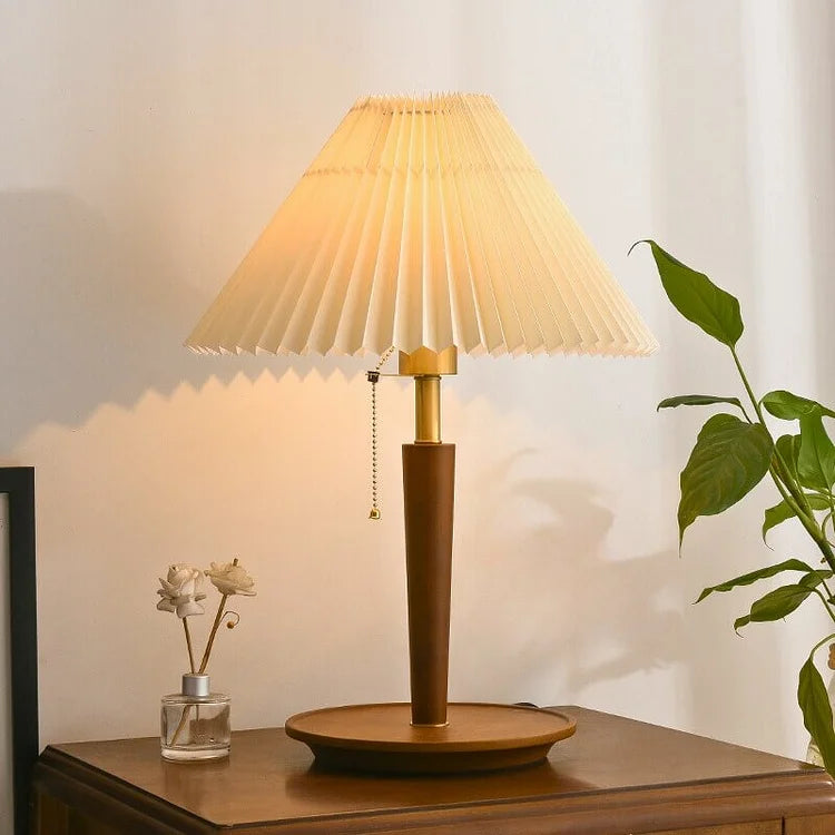 Pleatwood - Pleated wooden table lamp