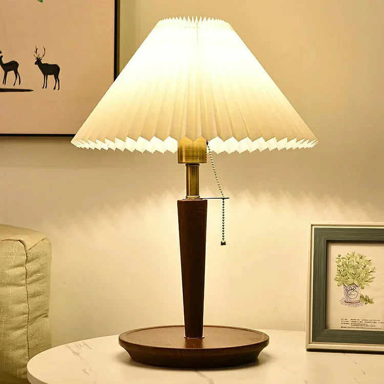 Pleatwood - Pleated wooden table lamp