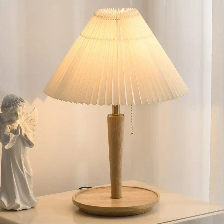 Pleatwood - Pleated wooden table lamp